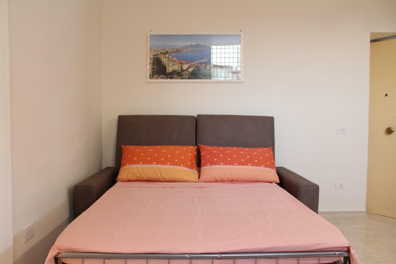 House Adrian Apartment Наполи Екстериор снимка